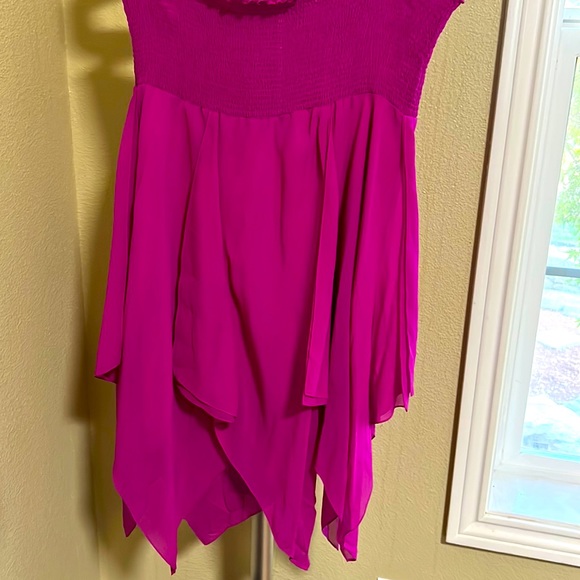 BCBGMaxAzria Dresses & Skirts - Gorgeous facia skirt